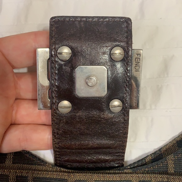 Vintage Fendi zucca shoulder bag. - Picture 8 of 11